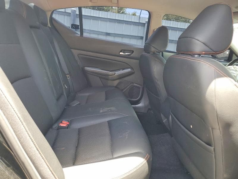 2019 NISSAN ALTIMA 10