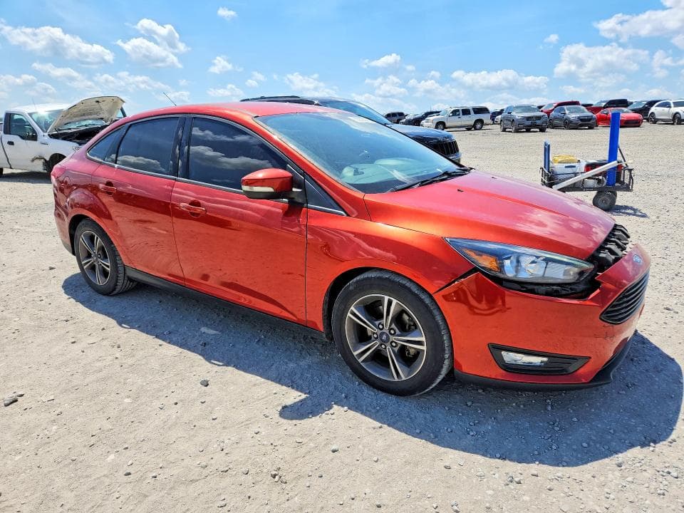 2018 FORD FOCUS SE 4