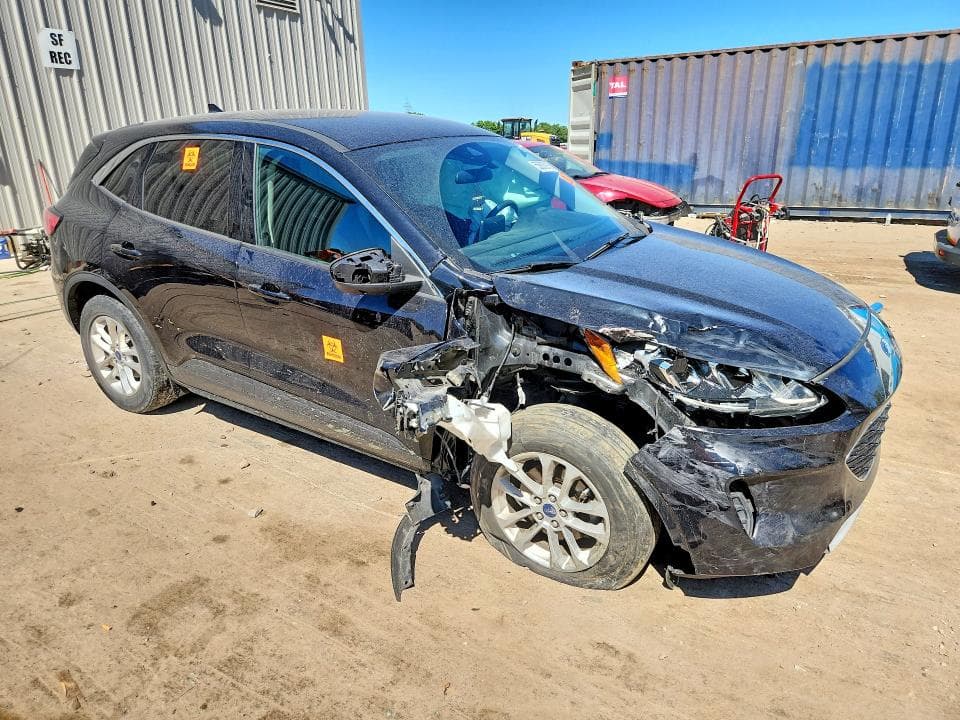 2020 FORD ESCAPE SE 4