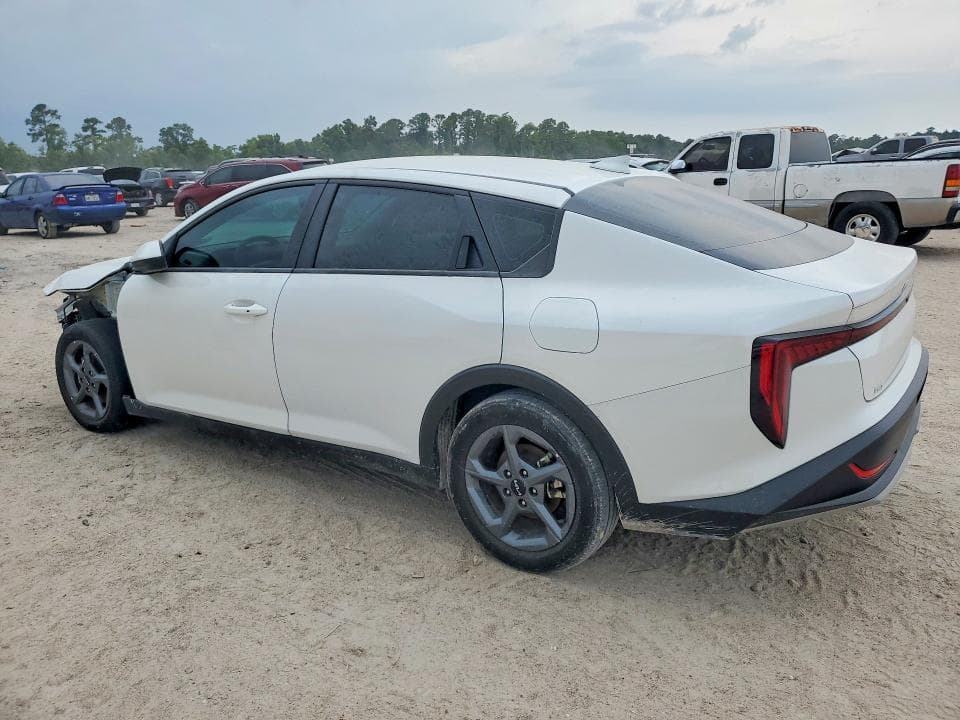 2025 KIA K4 LXS 2
