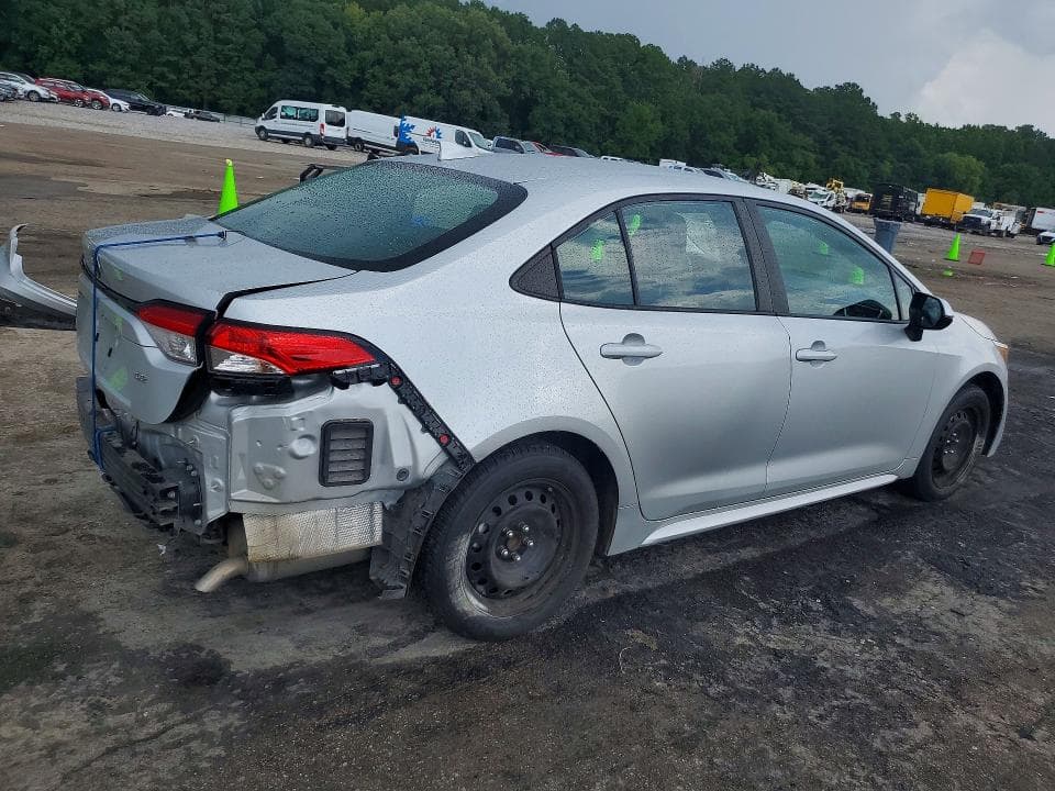 2022 TOYOTA COROLLA LE 3