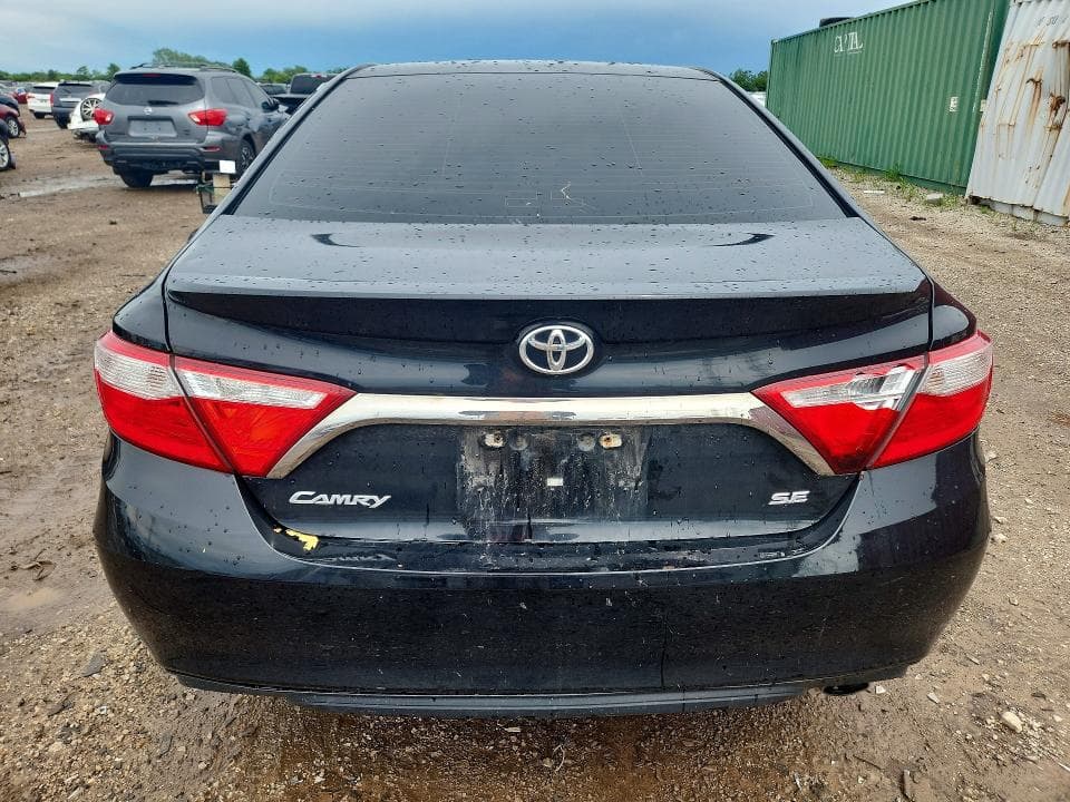 2017 TOYOTA CAMRY 6