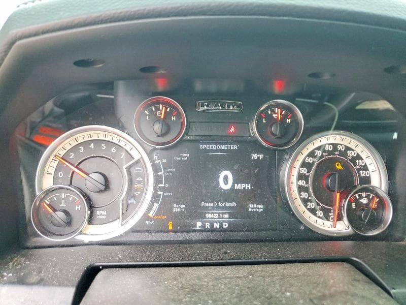 2018 RAM 1500 SPORT 9