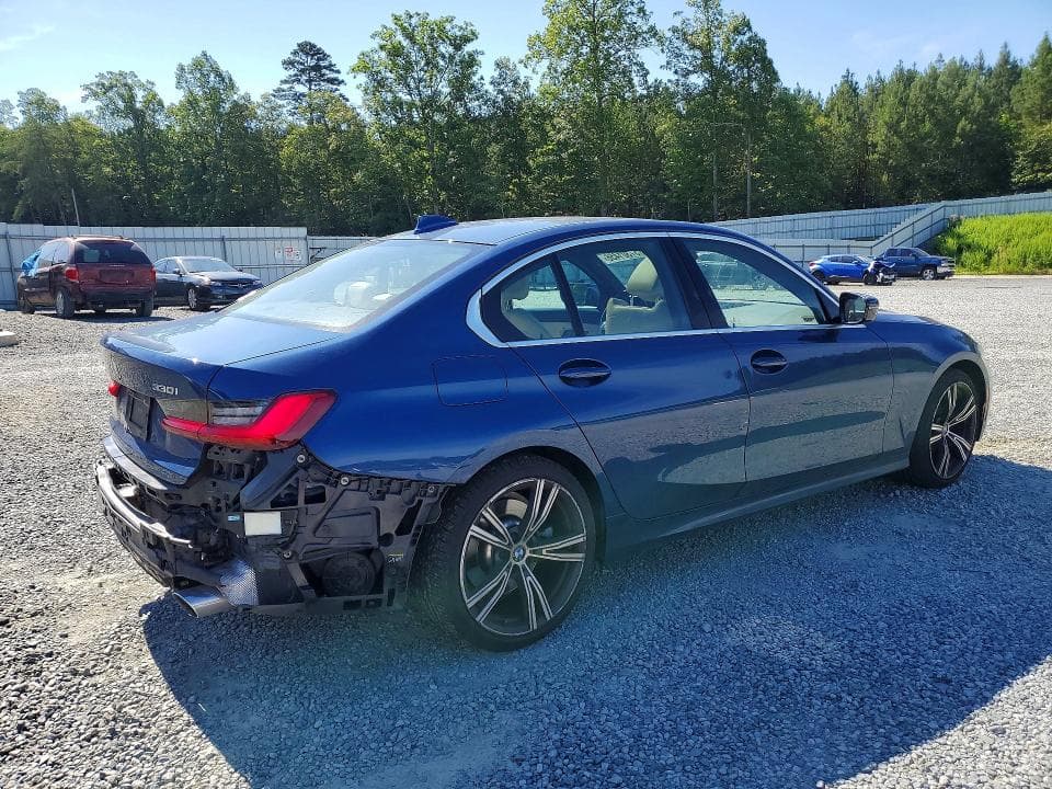 2021 BMW 330XI 3