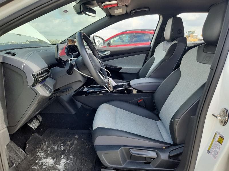 2023 VOLKSWAGEN ID.4 PRO 7