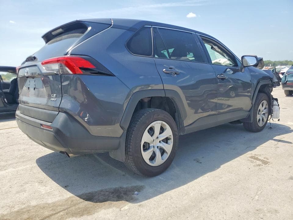 2023 TOYOTA RAV4 LE 3