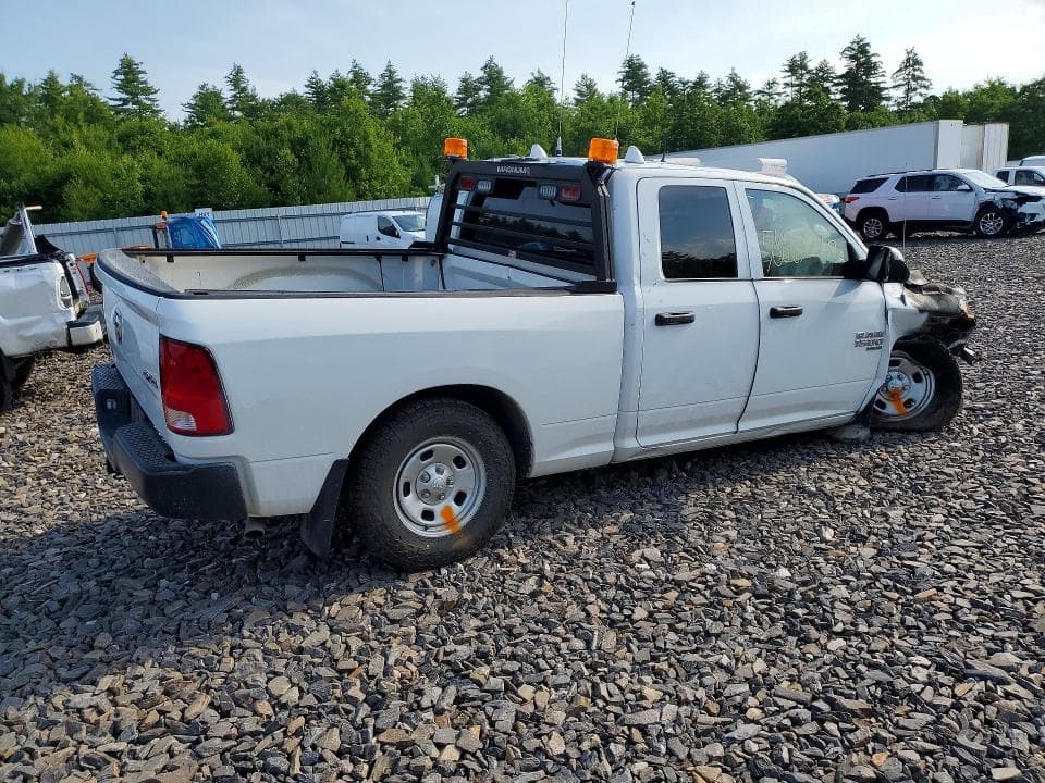 2023 RAM 1500 CLASSIC TRADESMAN 3