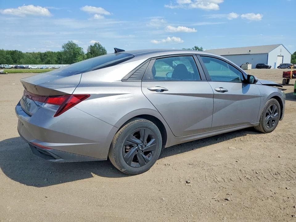 2023 HYUNDAI ELANTRA SEL 3