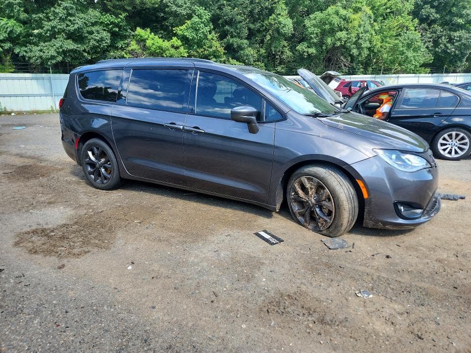 2020 CHRYSLER PACIFICA TOURING L PLUS 4