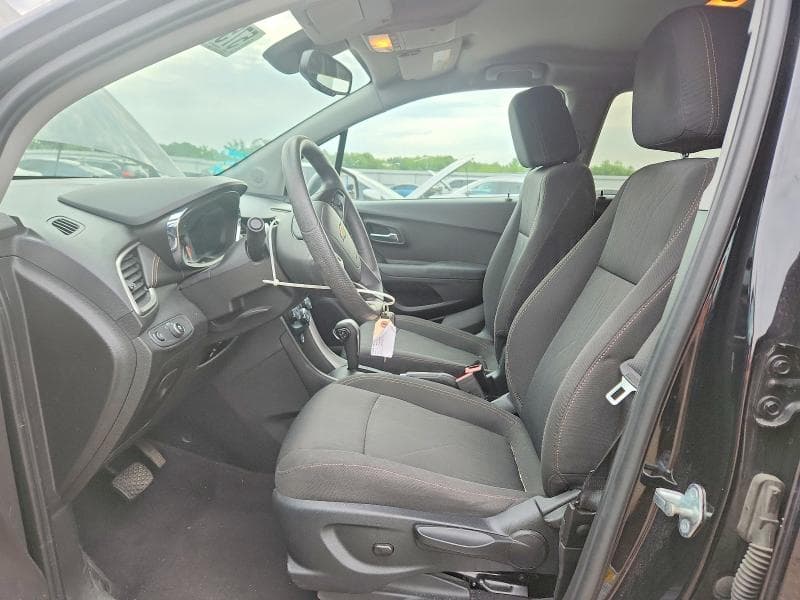 2017 CHEVROLET TRAX 1LT 7