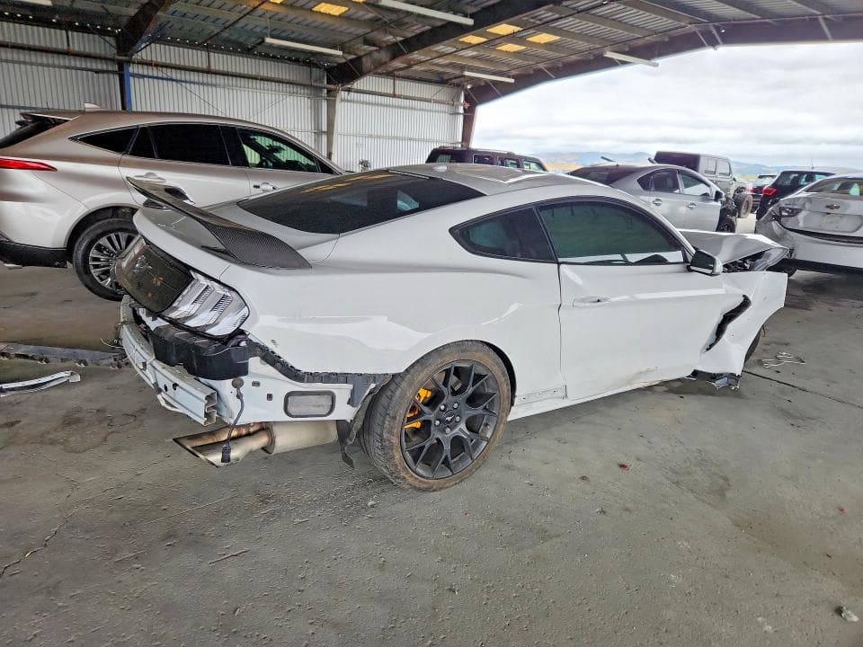 2019 FORD MUSTANG 3