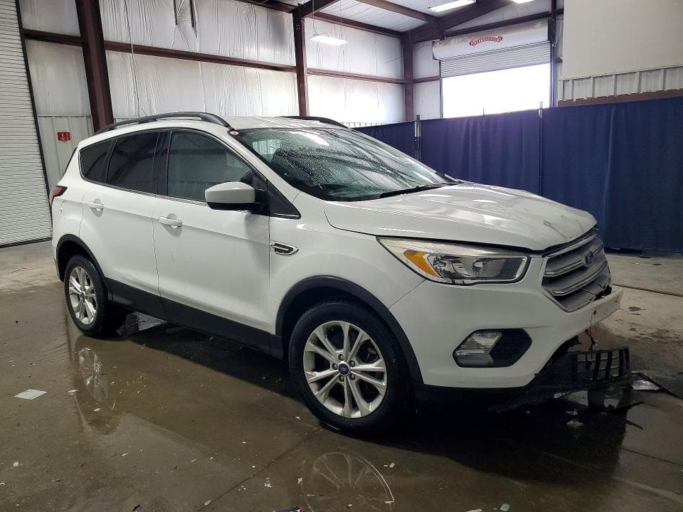 2018 FORD ESCAPE SE 4