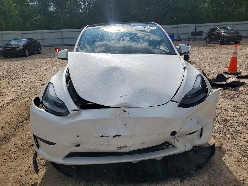 2023 TESLA MODEL Y 5