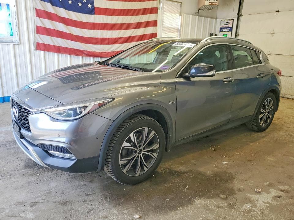 2017 INFINITI QX30 PREMIUM