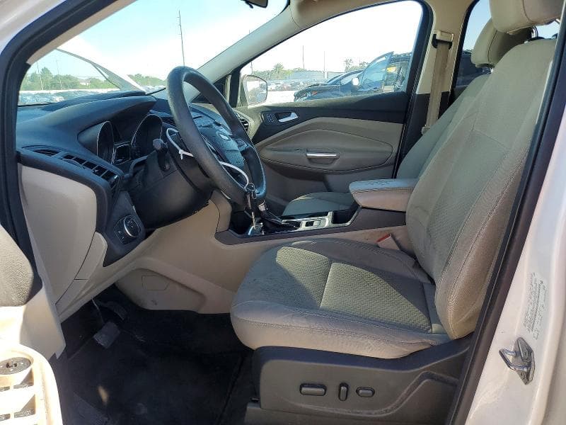 2017 FORD ESCAPE SE 7