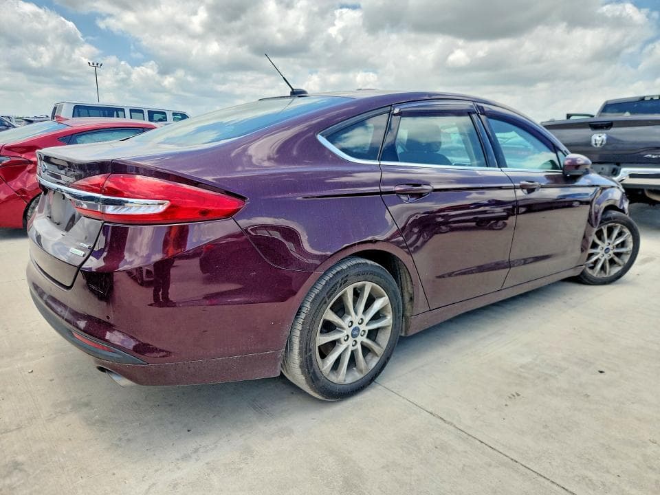2017 FORD FUSION SE 3