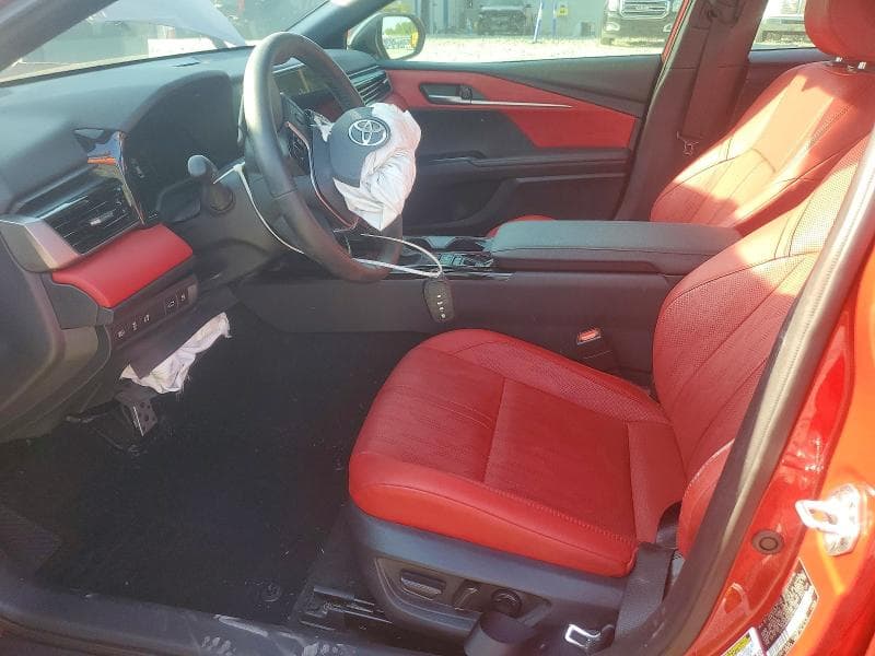 2025 TOYOTA CAMRY XSE 7