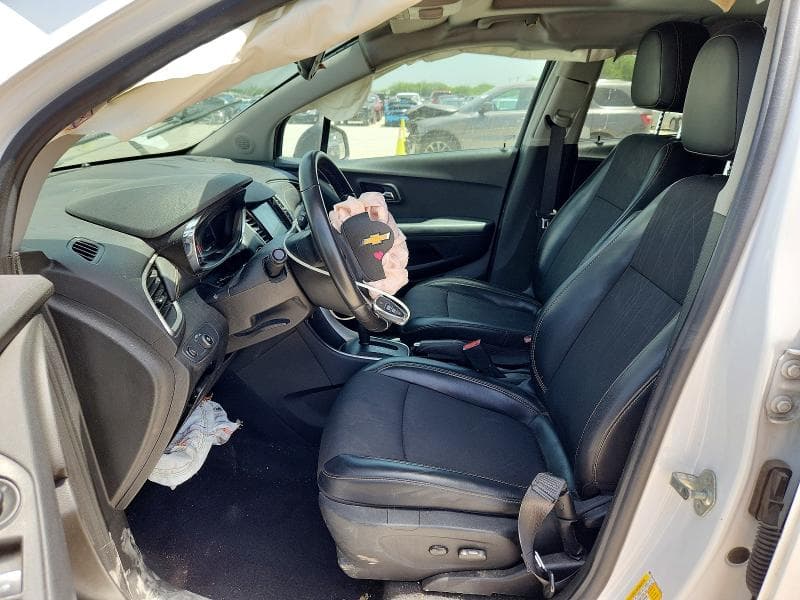 2020 CHEVROLET TRAX LS 7