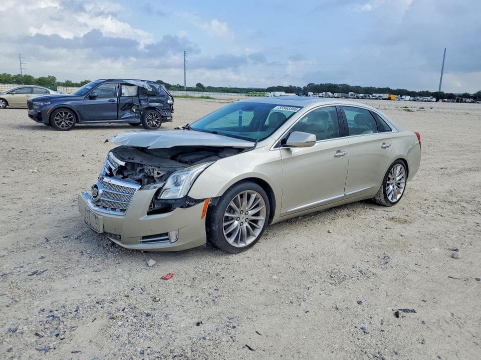 2013 CADILLAC XTS - 1