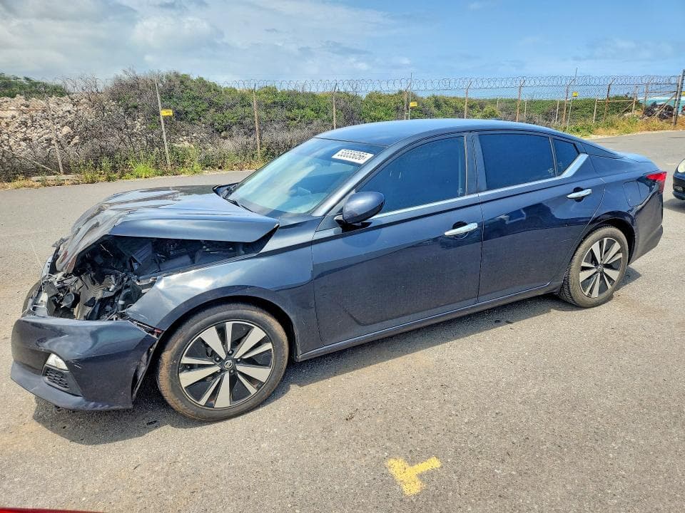 2021 NISSAN ALTIMA SV