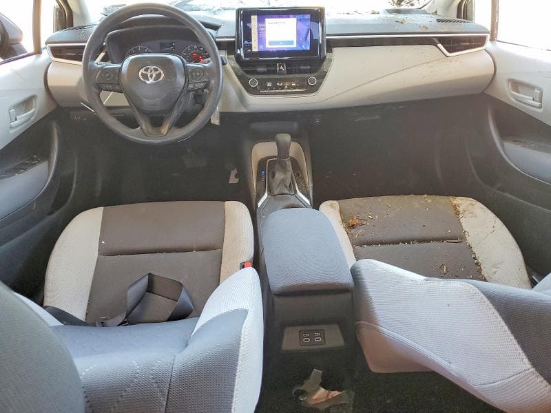 2025 TOYOTA COROLLA LE 8