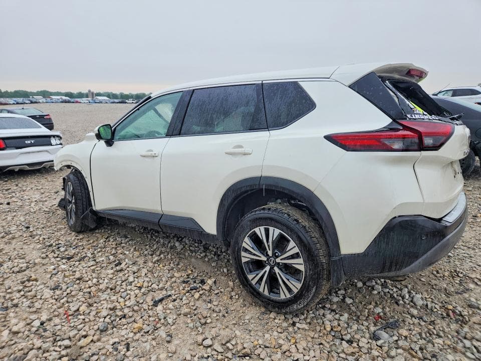2021 NISSAN ROGUE SV 2