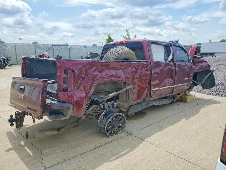 2017 GMC SIERRA K2500 DENALI 3