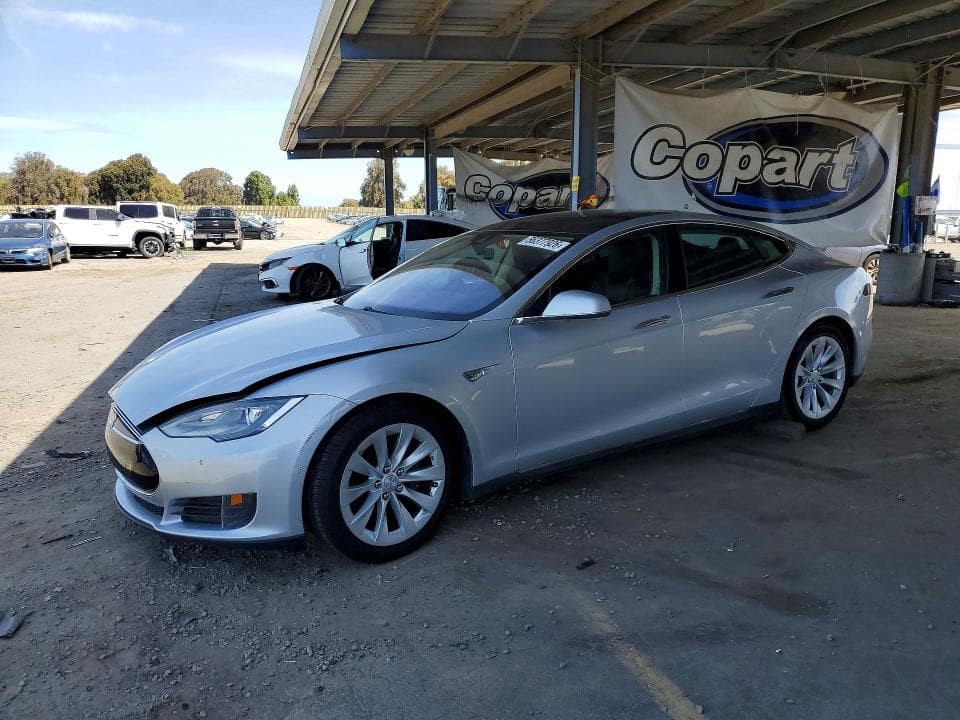 2015 TESLA MODEL S - 1