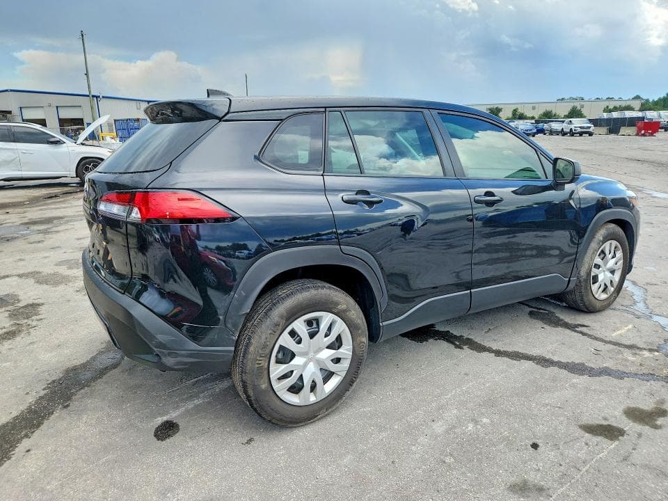 2023 TOYOTA COROLLA CROSS L 3