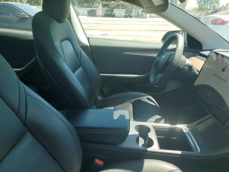 2021 TESLA MODEL 3 8