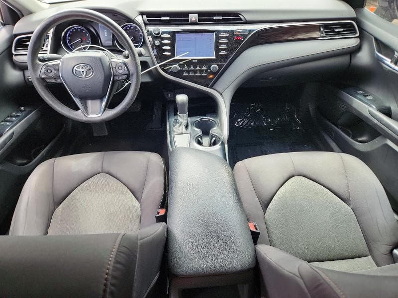 2020 TOYOTA CAMRY LE 8