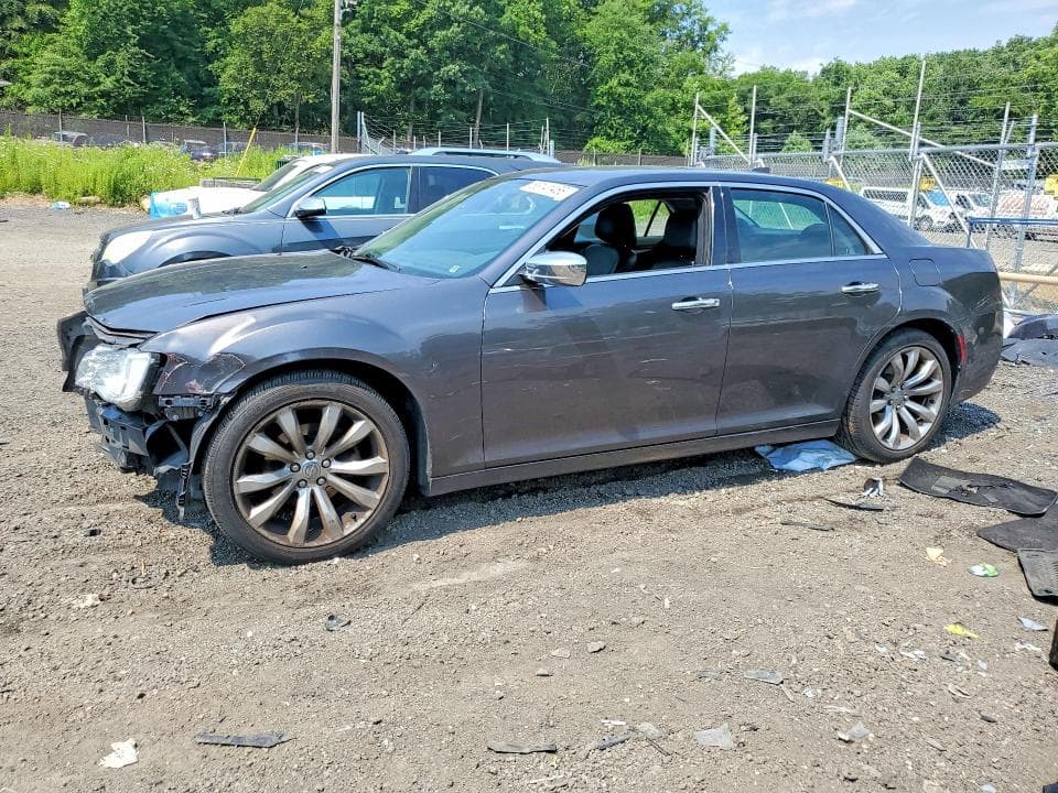 2019 CHRYSLER 300 LIMITED - 1
