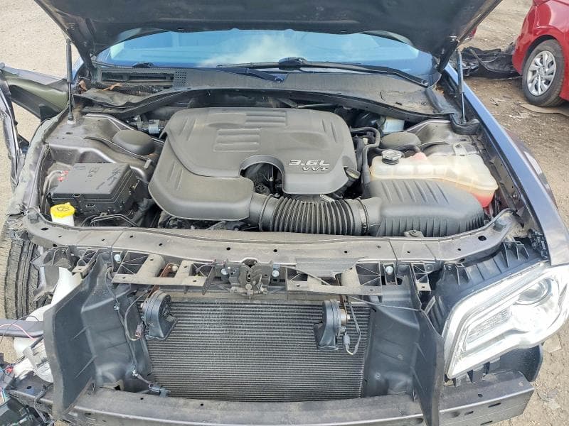 2018 CHRYSLER 300 11