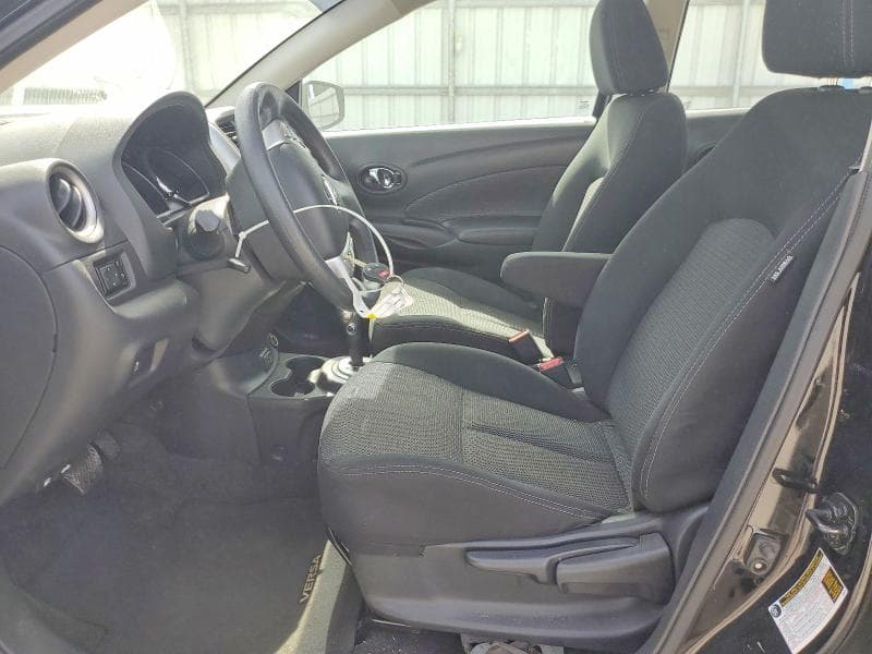 2019 NISSAN VERSA SV 7