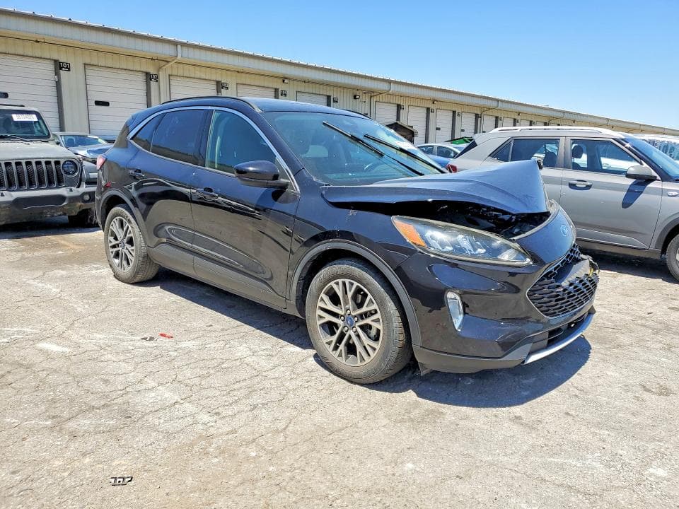 2020 FORD ESCAPE SEL 4