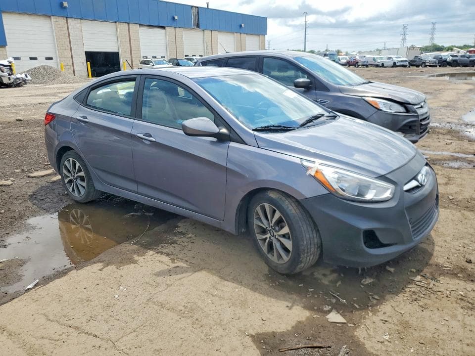 2017 HYUNDAI ACCENT SE 4