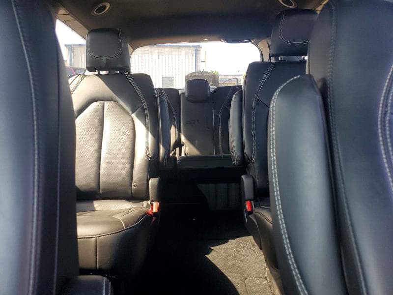 2023 CHRYSLER PACIFICA TOURING L 10