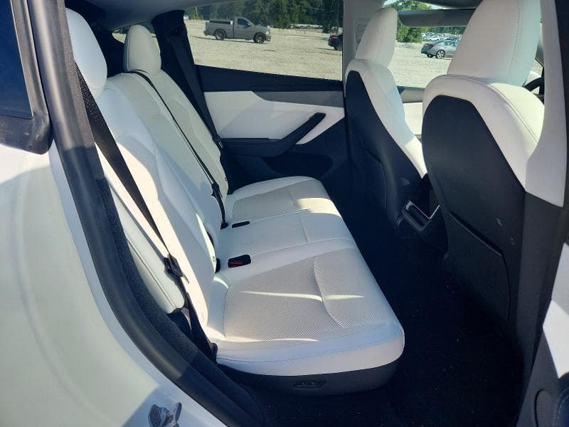 2026 TESLA Y 10