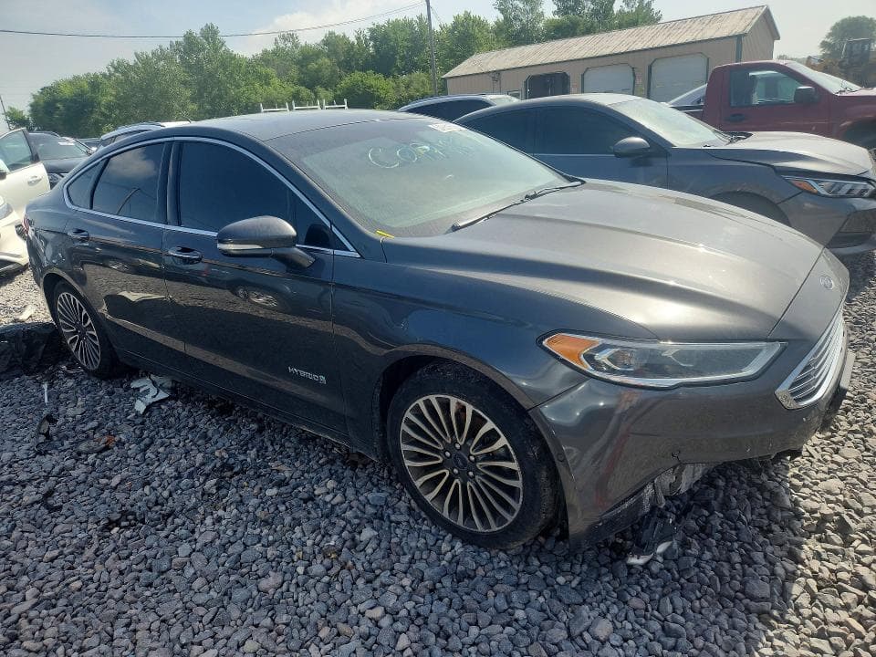 2018 FORD FUSION TITANIUM/PLATINUM HEV 4