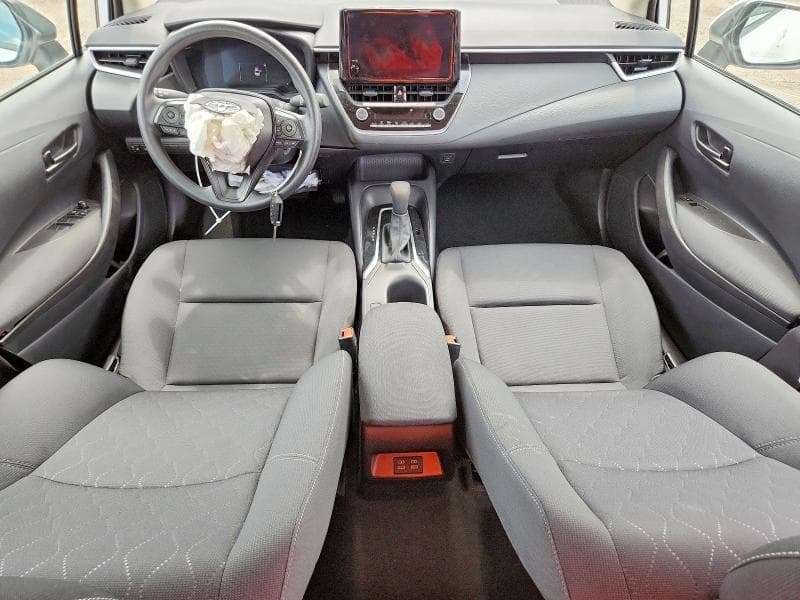 2026 TOYOTA COROLLA LE 8