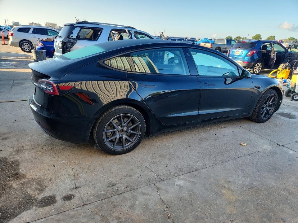 2022 TESLA MODEL 3 3
