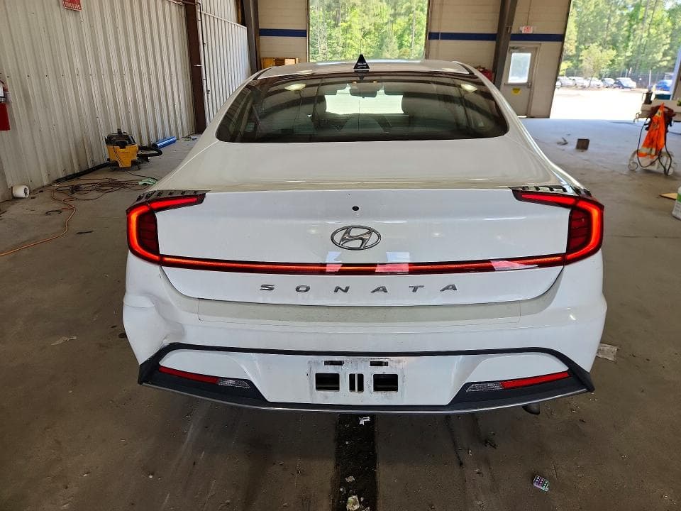 2021 HYUNDAI SONATA SE 6