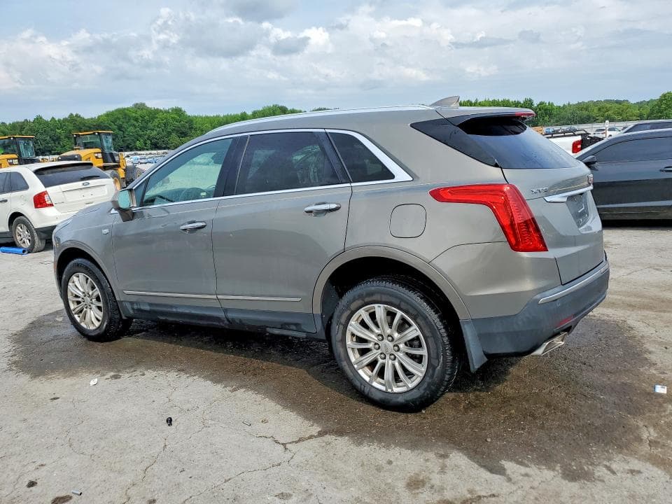 2017 CADILLAC XT5 2