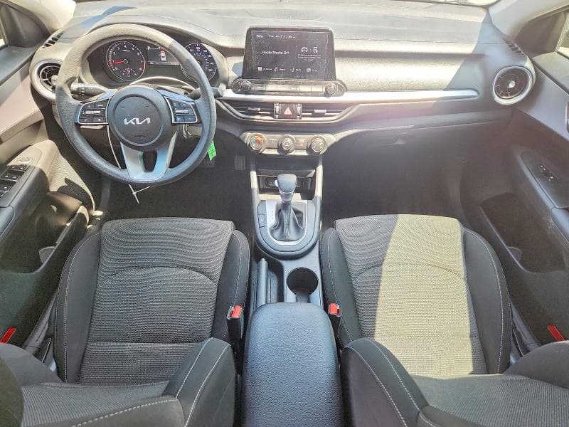 2023 KIA FORTE LXS 8