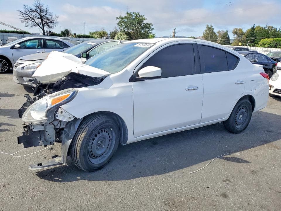 2019 NISSAN VERSA SV - 1