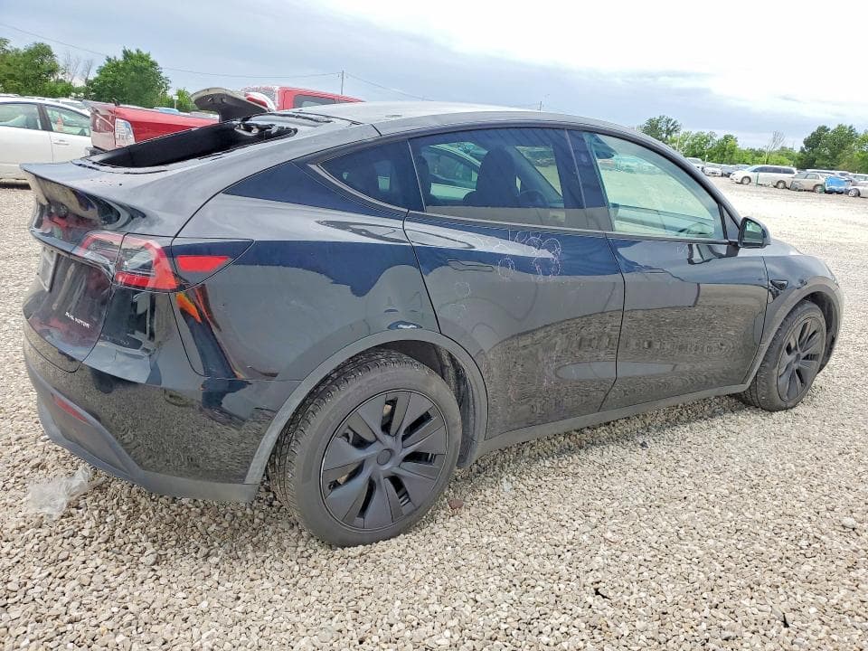 2025 TESLA MODEL Y 3