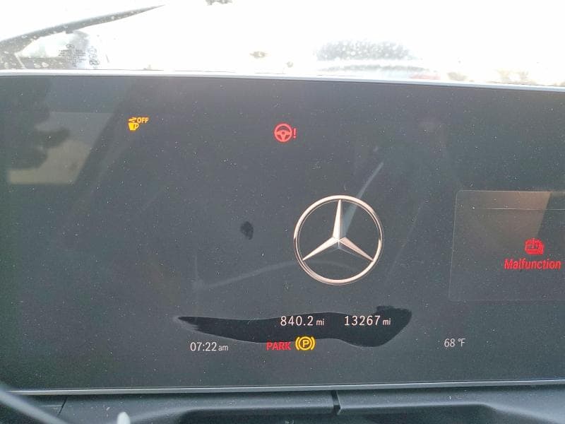 2025 MERCEDES-BENZ C 300 9