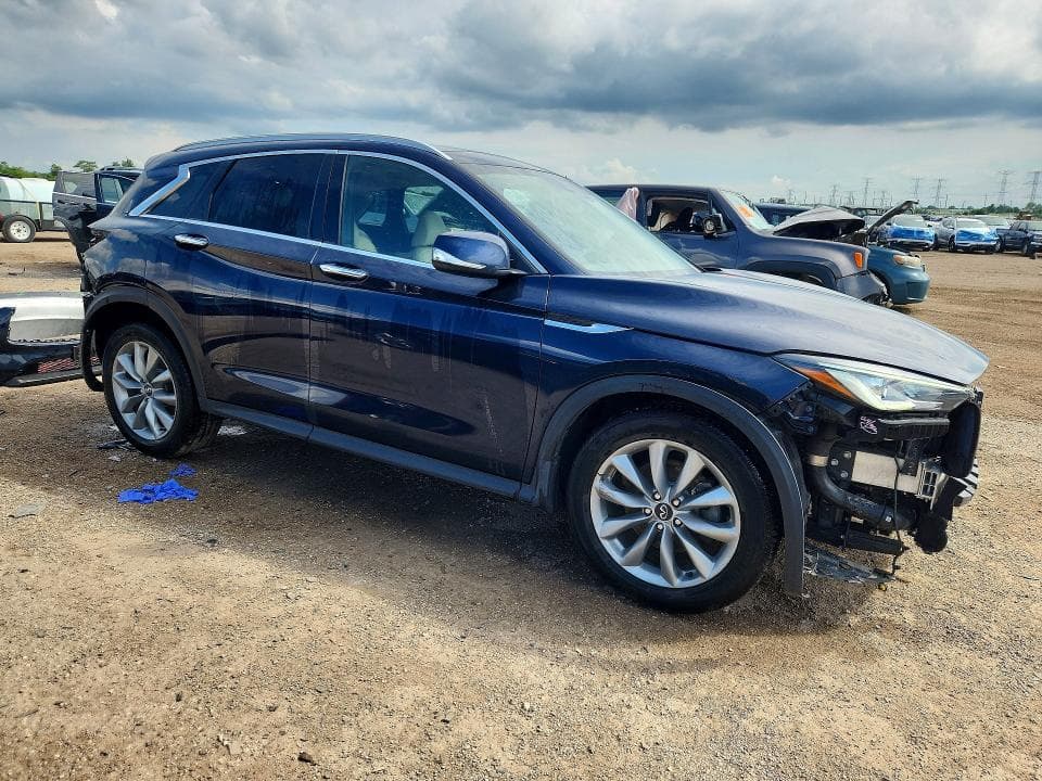 2022 INFINITI QX50 LUXE 4