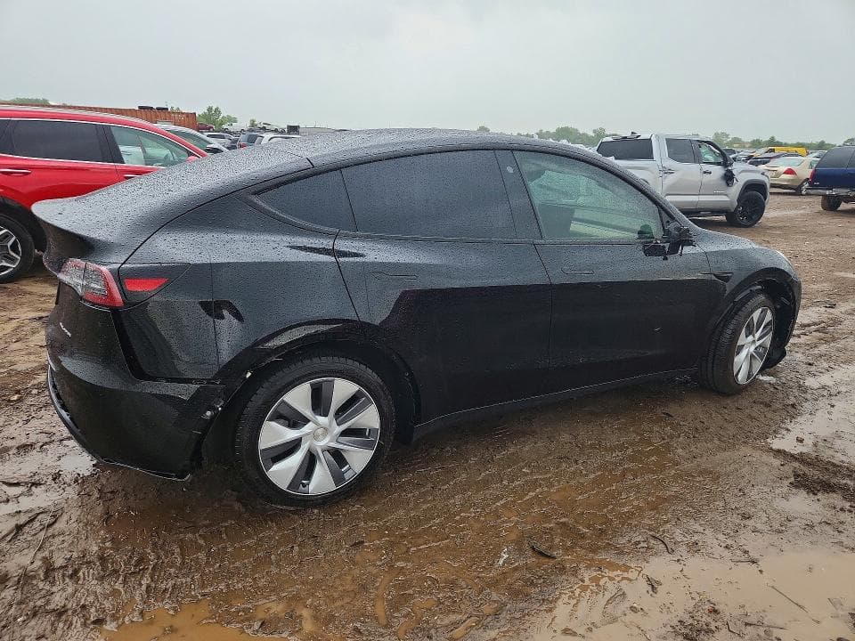 2023 TESLA MODEL Y 3