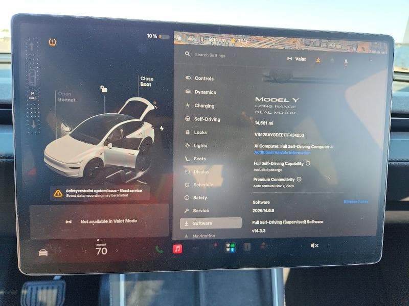 2026 TESLA MODEL Y 9